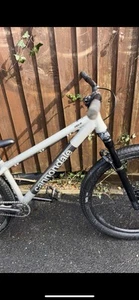Bike - Picture 1 of 3