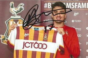 BRADFORD: ALEX GILLIEAD SIGNED 6x4 PORTRAIT PHOTO+COA - Picture 1 of 1