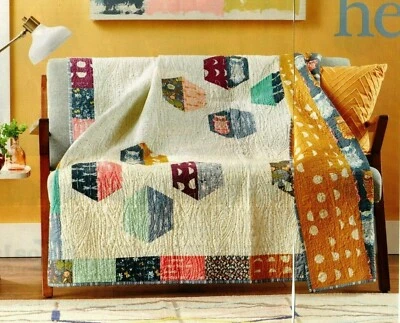 Hex Appeal Quilt Pattern Pieced SS - Image 1 of 2