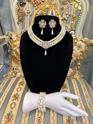 Juego de joyas de perlas estilo vintage Foto 1 de 4