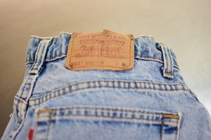 Vintage Levis 551 Jeans Damen 14 Blau Relaxed Tapered High Waist Mom 90s Y2K - Bild 1 von 5