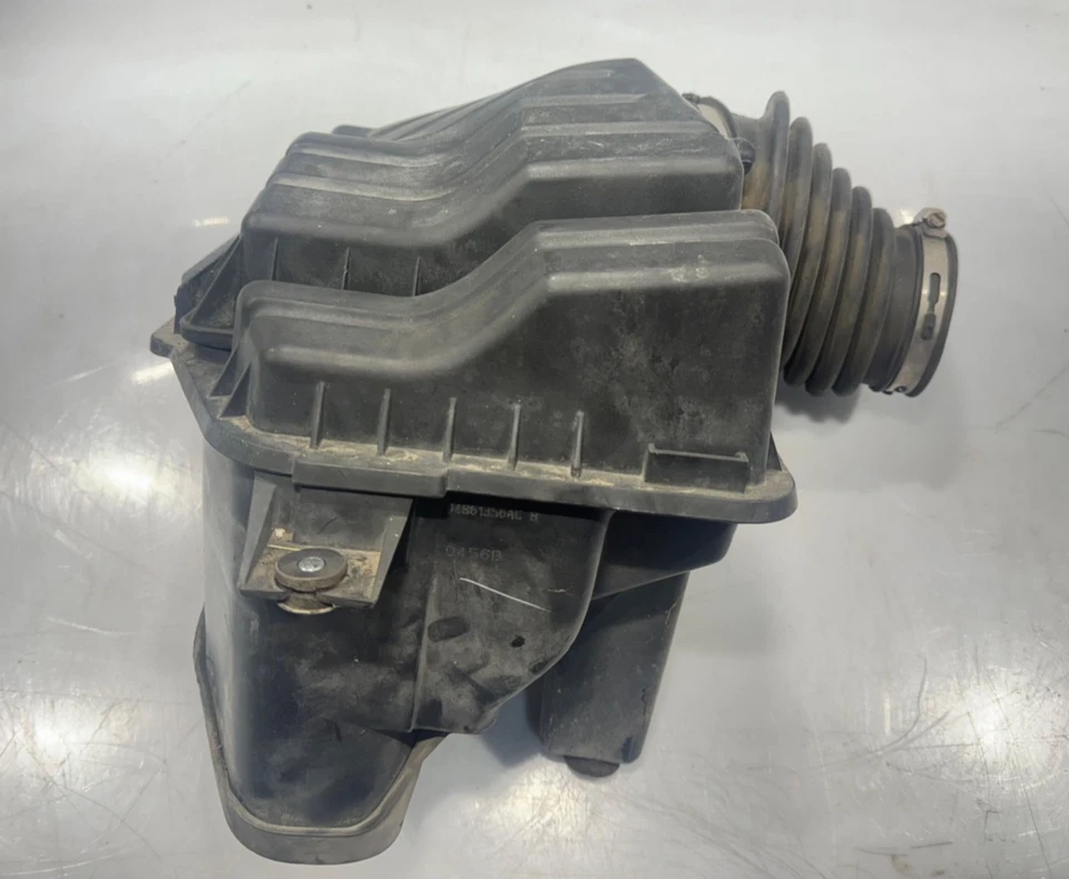 Chrysler Town & Country 2001-2007 3,3 litros filtro de admisión de aire montaje de caja OEM Foto 1 de 4