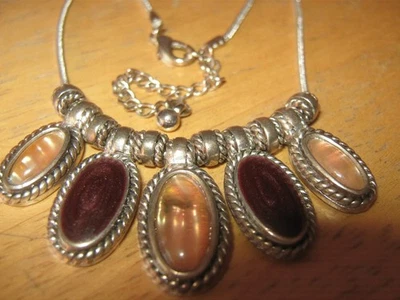 Kenneth Cole 棕色和棕褐色泪珠吊坠链项链项链银色 — 第 1/2 张图片