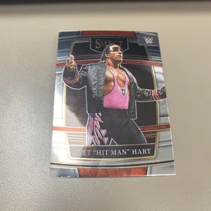 2022 Panini Select WWE Bret "Hit Man" Hart Base Concourse #85 - Imagen 1 de 2
