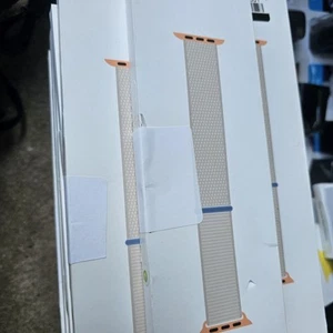 Apple Sport Loop Band for Watch Series 8/9 - Starlight, One Size (41mm) Lot10pc - Photo 1 sur 1