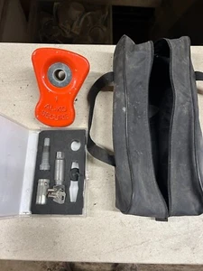 CARAVAN ALKO WHEEL LOCK no 1 FULL KIT WITH 2 KEYS - Picture 1 of 2