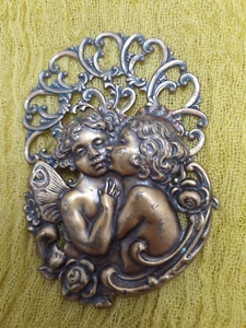 Vintage women brooch metal cupids quite old and in great vintage condition - Picture 1 of 6