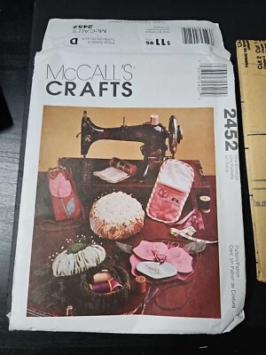 Buyers Choice: Simplicity, McCalls, Butterick Crafting & Toy Sewing Patterns - Image 1 of 4