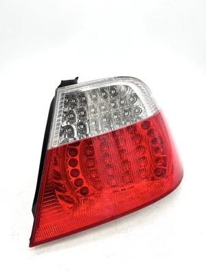 2003 - 2006 宝马 E46 M3 325Ci 尾灯右乘客侧原始设备制造商 LED — 第 1/4 张图片