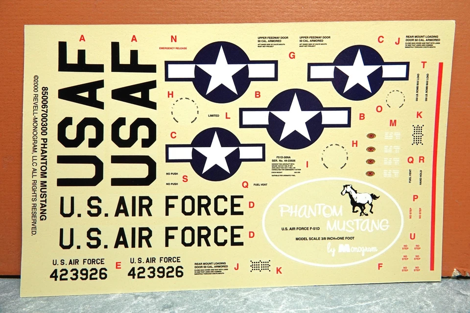 HOJA CALCOMANÍA P-51D PHANTOM MUSTANG MONOGRAMA REVEVELL 1/32 # 0067 Foto 1 de 1