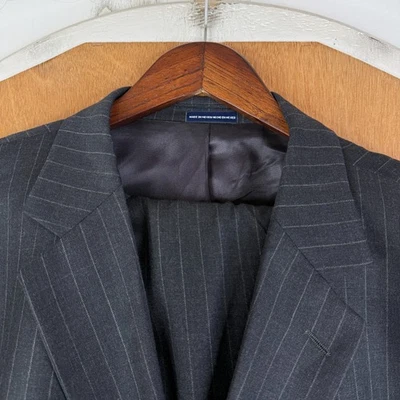 Traje Stafford Para Hombre 54R Gris Rayas 3 Botones 100% Lana Pantalones 46x32 Frente Plano Foto 1 de 4