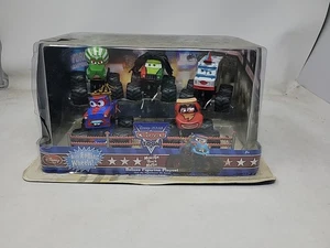 Disney Store Pixar Cars Toon Monster Truck Mater Deluxe Figur Spielset Neu - Bild 1 von 4