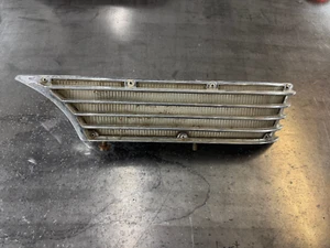 1964 CADILLAC DEVILLE FLEETWOOD RIGHT SIDE CORNERING PARKING LENS - Bild 1 von 11