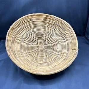 Vintage 60's MCM Pencil Reed Bamboo Rattan Bowl Basket BOHO Decor Medium 10” - Picture 1 of 4