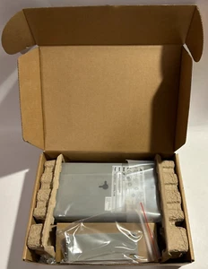 ALLIED TELESIS 8-Port Ethernet Switch AT-FS708/990-003029-10 NEW NEW NEW - Picture 1 of 5