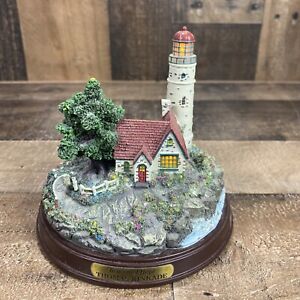 Thomas Kinkade Seaside Memories 'Beacon of Hope' Lighted Lighthouse illuminated