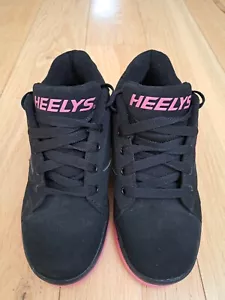 Heelys Skate Trainers UK 4 Faux Nubuck Black Pink Worn Once - Picture 1 of 11