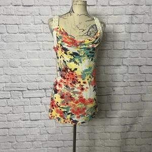 Candie’s floral Tank Top - Picture 1 of 7