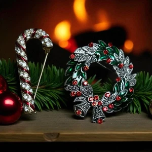 Weihnachtskranz Vintage Brosche silberfarben rot und goldfarben Zuckerstange Weihnachten - Bild 1 von 12