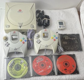 SEGA Dreamcast Console Bundle Lot with 4 games & More- Cleaned-Tested- READ