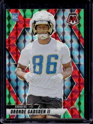 Cargadores Prizm #374 2025 Mosaic Oronde Gadsden II Rookies RC Choice rojo y verde Foto 1 de 2