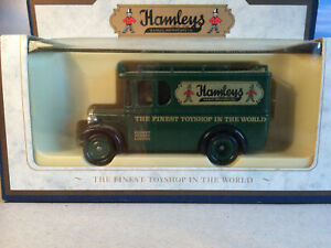 Lledo days gone by vintage 1934 Dennis delivery van Hamleys