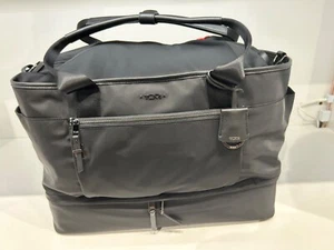 NEW Tumi Voyageur CARLYN Weekender Tote Laptop Duffel Bag - BLACK w/ GUNMETAL - Picture 1 of 11
