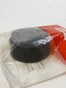 Genuine OEM Oregon 07-317 Gas Cap Replaces Exmark 513508 NOS - Picture 1 of 4