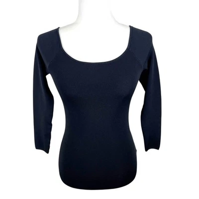 Suéter H&M Mujer Pequeño Negro Tejido Elastizado Cuello Redondo Manga Cuarta Elastizado Foto 1 de 4