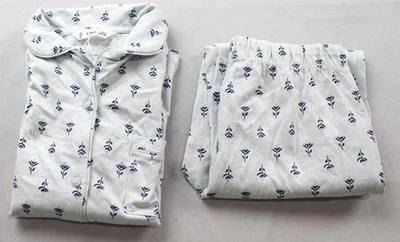 Conjunto de pijama Mango feminino estampa floral manga longa EH6 azul celeste tamanho 7-8 novo com etiquetas - Imagem 1 de 4