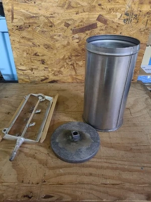 White Mountain 6 Qt. Ice Cream Freezer Maker Canister Paddle Lid Parts Only  - Image 1 of 4