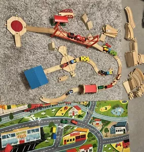 Traditional Wooden Thomas Train Set - Picture 1 of 11