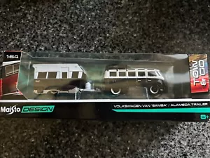 Maisto Design Tow & Go Volkswagen Van Samba & Alameda Trailer 1:64 Scale - Picture 1 of 3