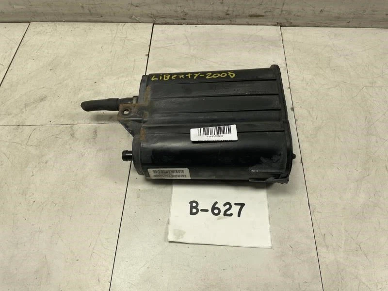 2004 JEEP LIBERTY FUEL VAPOR CANISTER OEM+ - Image 1 of 4