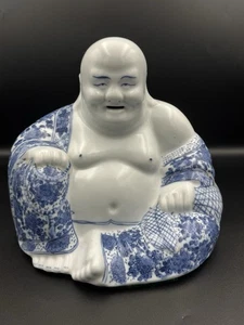 Buda sentado de porcelana china - Imagen 1 de 8