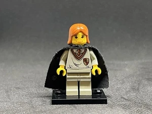 LEGO Harry Potter Minifigure: Ginny Weasley (hp030) (4730) - Picture 1 of 4