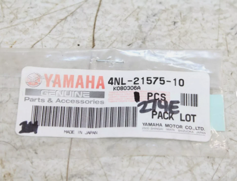 Nuevo de Lote Antiguo Original Yamaha Fender Seal Royal Star Venture XVZ13 NUEVO FABRICANTE DE EQUIPOS ORIGINALES 4NL-21575-10 Foto 1 de 4