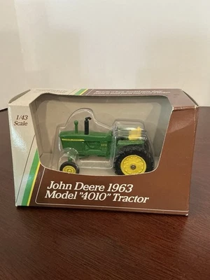 Vintage 1994 Ertl 1/43 Scale John Deere 4010 Diecast Replica Tractor  - Image 1 of 4