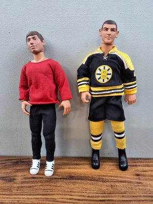 Starting Lineup NHL Boston Bruins Bobby Orr '98 Ed Figure & Joe Namath '93 Lot - Image 1 of 4