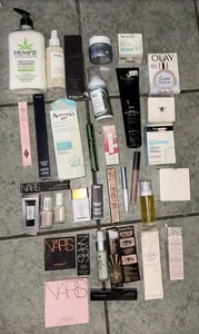 high end full size Beauty up Lot Charlotte T, Dior, Osea, Huda, Nars, Gucci More - Bild 1 von 10
