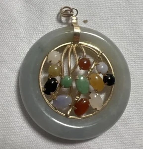 14k Gold Jade Donut Circle Pendant w/Multi Color Stones. Vintage Piece - Picture 1 of 18
