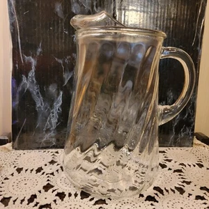 Vintage Klarglas Wirbel Design Wasserkrug mit Eislippe - Bild 1 von 3