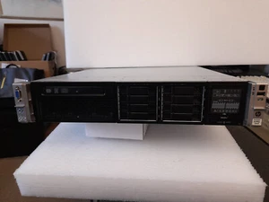 HP ProLiant DL380p G8 Server 2x E5-2650 8 Core, 64 GB, P420i, 2x PSUs - Zdjęcie 1 z 1