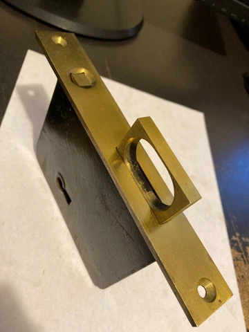 7 13/16 x 1” CAST BRASS FACE MALE SINGLE POCKET BARN DOOR MORTISE LOCK W/ POPOUT Cover