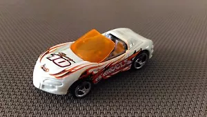 A1 - 009 Voiture Miniature Hotwheels Sting Ray III Très Bon Etat. - Imagen 1 de 8