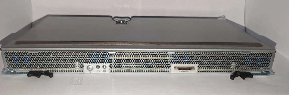 Cisco UCS C3000 M4 SRVN Server Node - Image 1 of 4