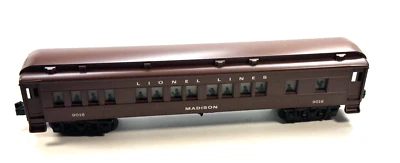 Lionel Lines Madison Passenger Car Coach 6-19016 in Original Box - Image 1 of 4