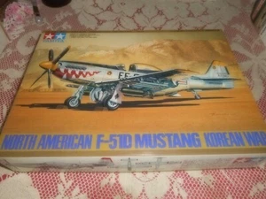 TAMIYA 61044, 1/48 NORTH AMERICAN F-51D MUSTANG KOREAN PLASTIC MODEL W/ EXTRAS - Picture 1 of 12