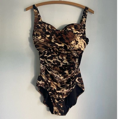 Traje de baño adelgazante Soma de una pieza domesticado baño talla 12 guepardo leopardo mafia esposa Foto 1 de 4