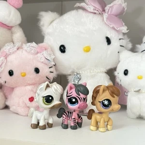 Littlest Pet Shop Zebra and horse trio of figures - Picture 1 of 5